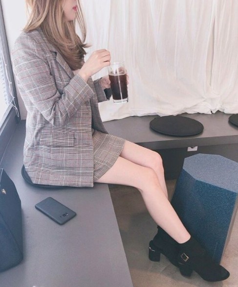 Screen Shot 2017-11-03 at 12.05.07 PM