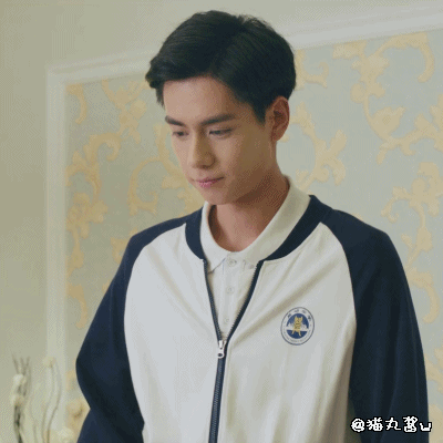 005zUEOFgy1fm778wc01og30b40b4qva