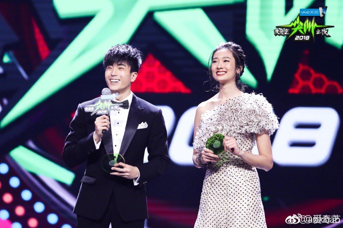 006Xf5ably1fm2wo50c4mj31kw11v18c