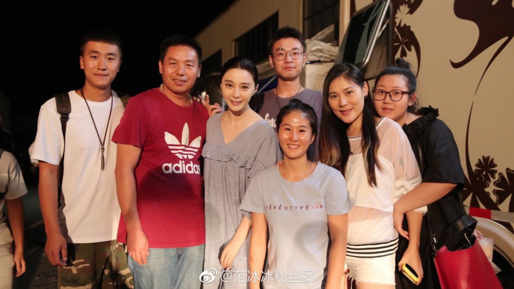 4ac08d08gy1fm03vrlbk8j21w01291hv