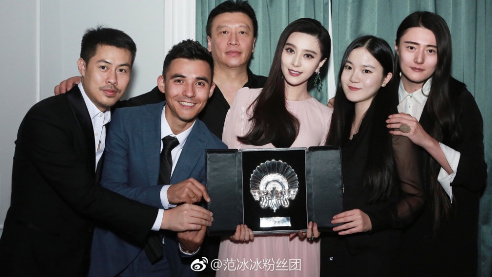 4ac08d08gy1fm03vv996gj21w0129e4d