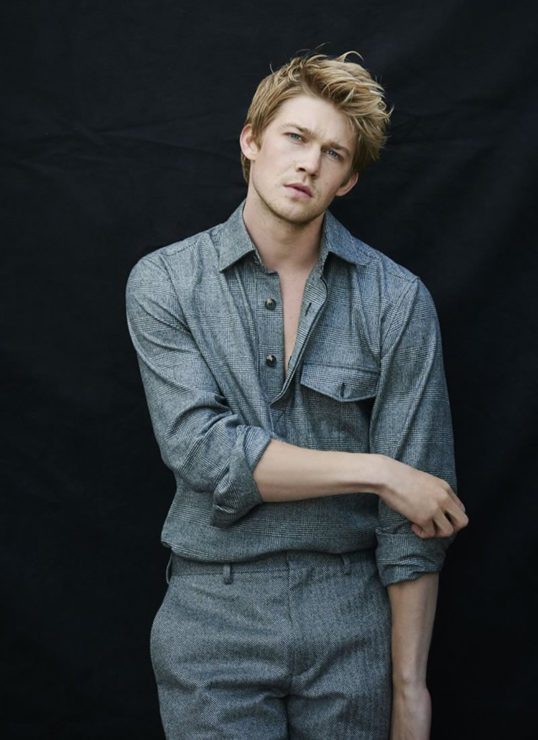 Joe-Alwyn-Pictures-01-1495052246-538x740