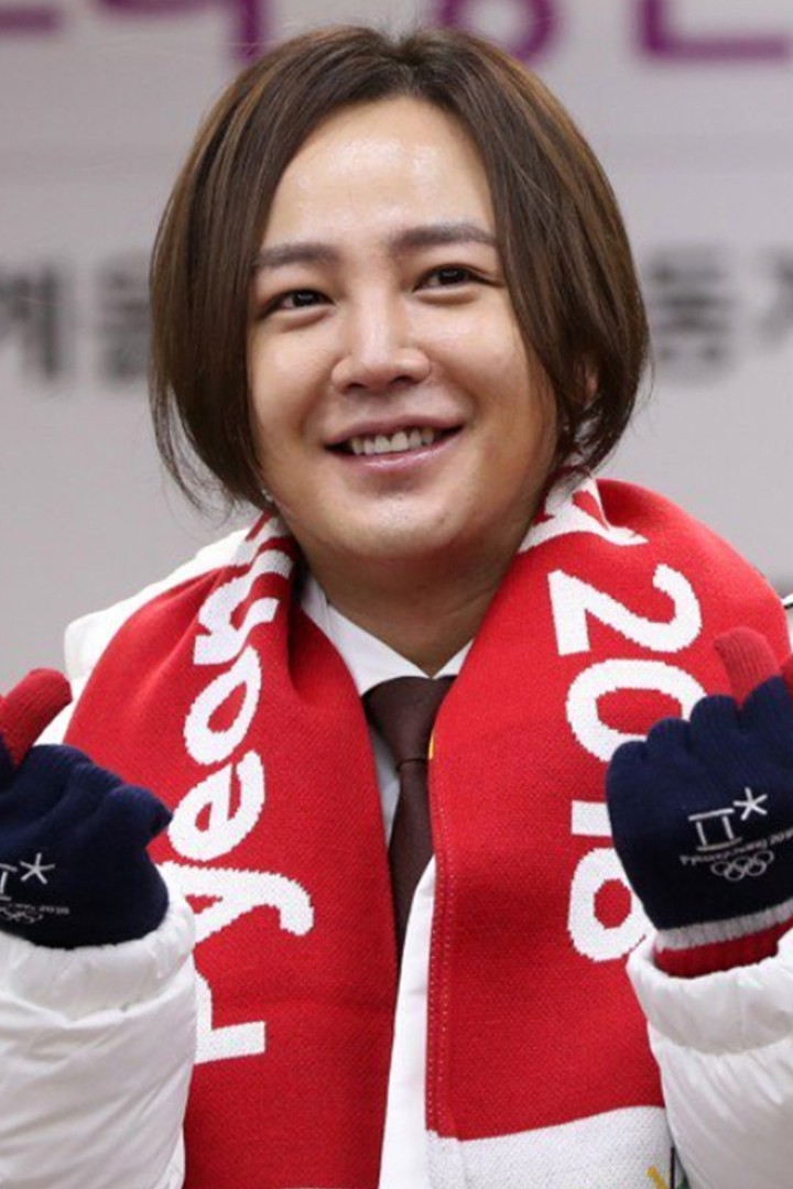 guen-shek-fat-handsome-korea-kpop_0001_Screen-Shot-2017-12-11-at-3.11.57-PM