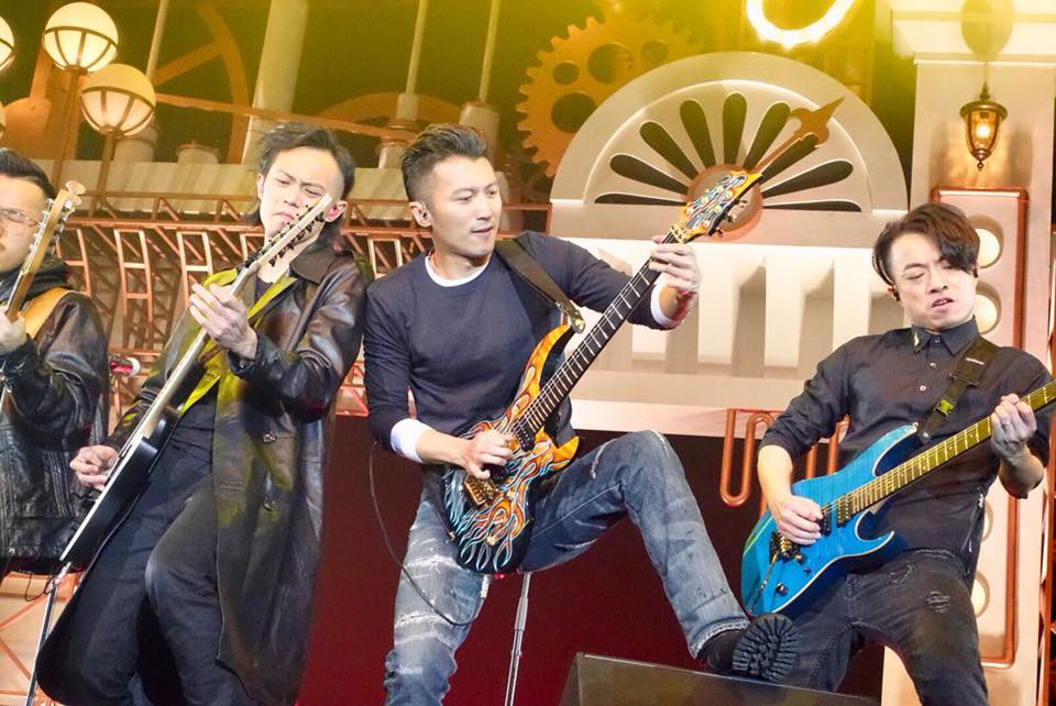 26113964_2058067704220232_5381235409897969484_n