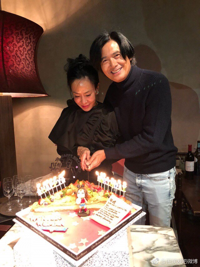 a54d29c4ly1fmyhkv3at0j20hs0np0wr