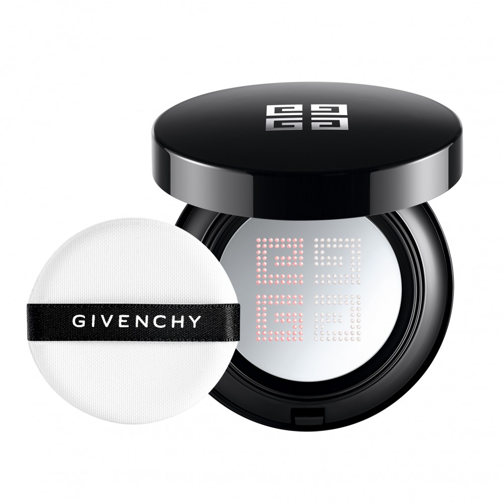 givenchy_ss18_cushion