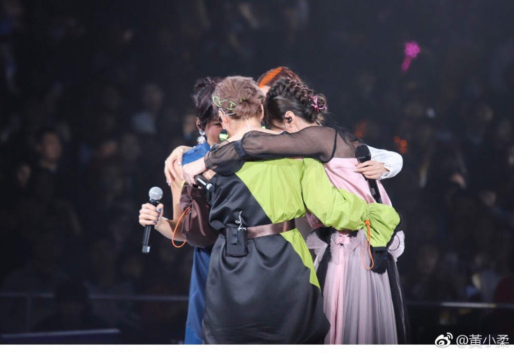 65d4874fgy1fot7d8iil3j20xz0ne41y