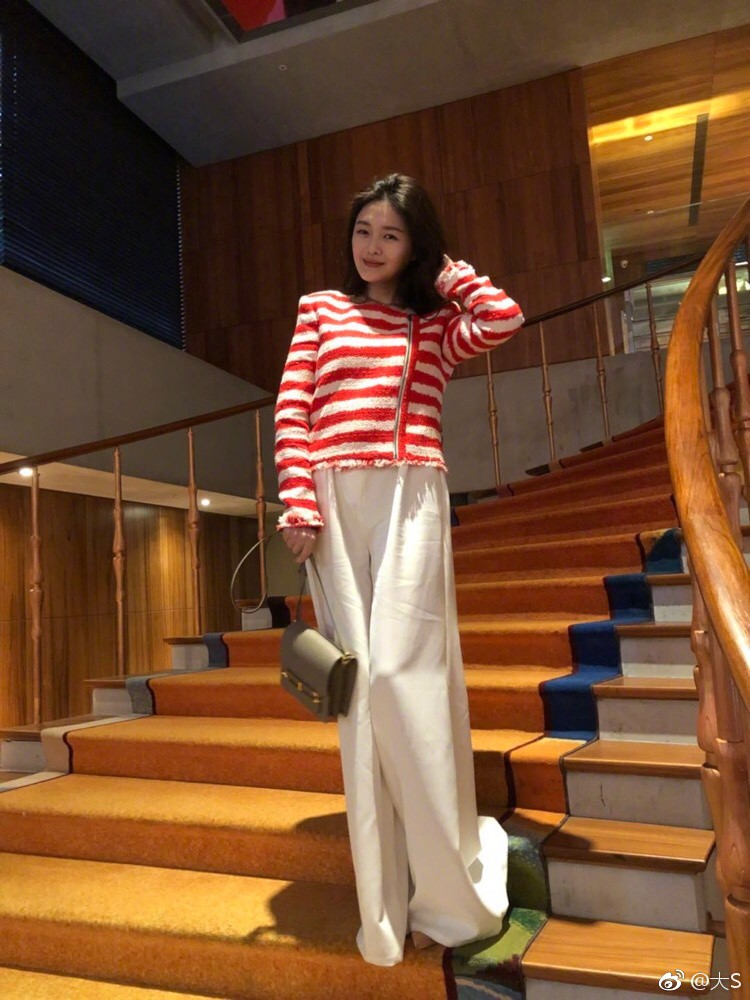 6722d886gy1fo4t0xgrqlj20ku0rsady