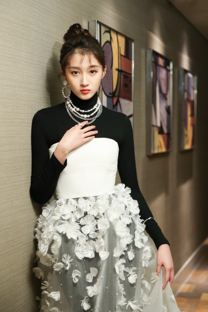 006EPQr0ly1fpbg4dj6y5j32cx3jeu14