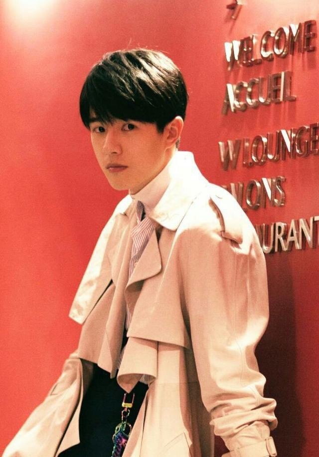 006VCbsuly4fpahle4iy8j30hs0pg406