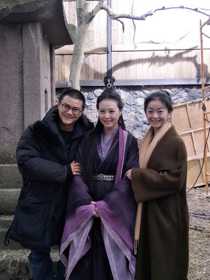 4B24BEC2413B17AC9FBB48783DC4A90B