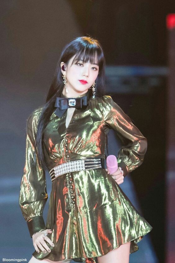 9c95e6b25934f6a6a6d14ac299d6abe2