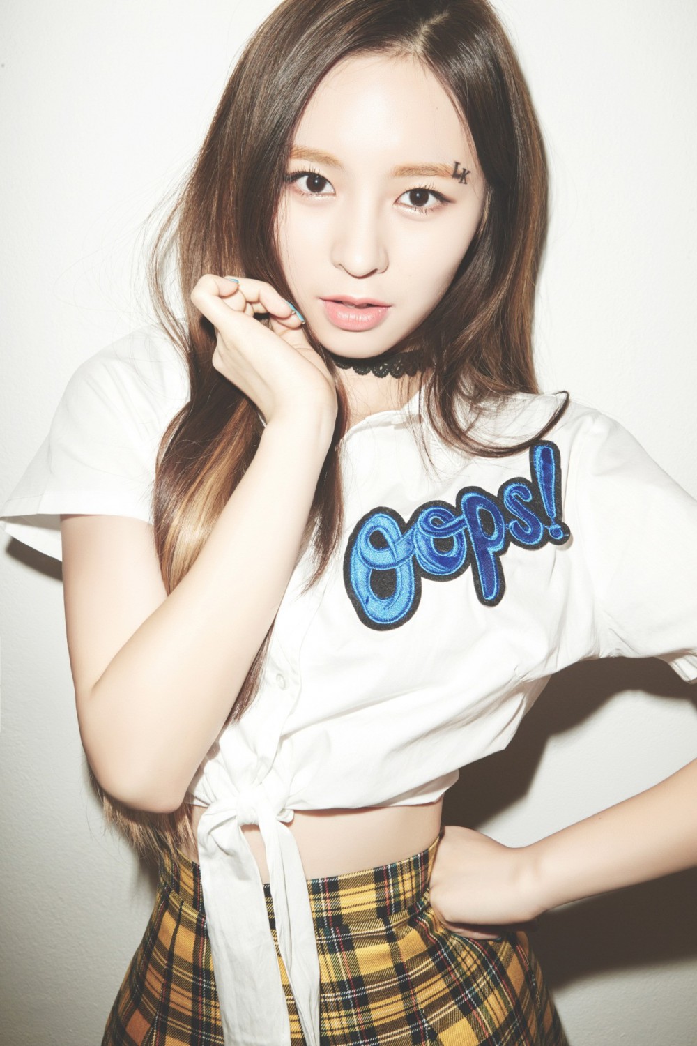 CLC_Elkie_NU.CLEAR_promotional_photo