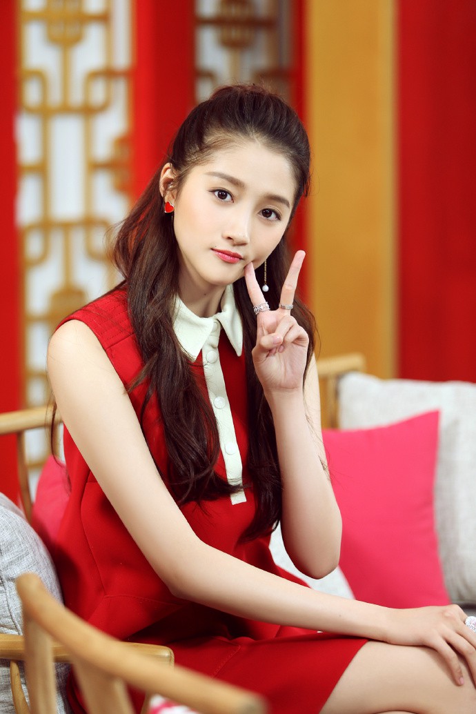 006EPQr0ly1foiau8s4zdj32kw3vcu10