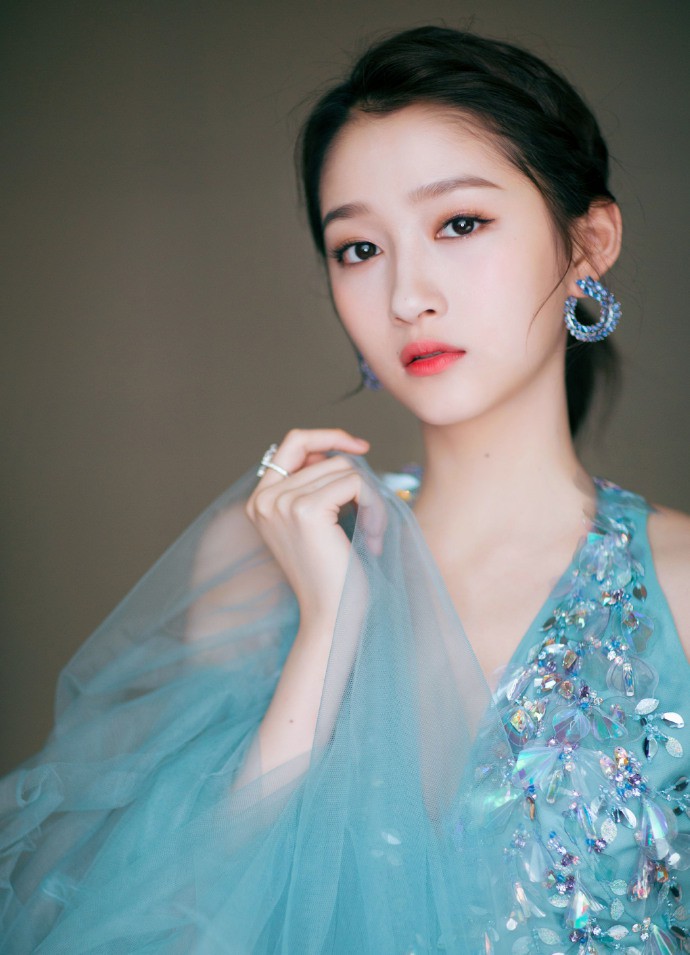 006EPQr0ly1fqll9j3bq7j32oo3pv4qq