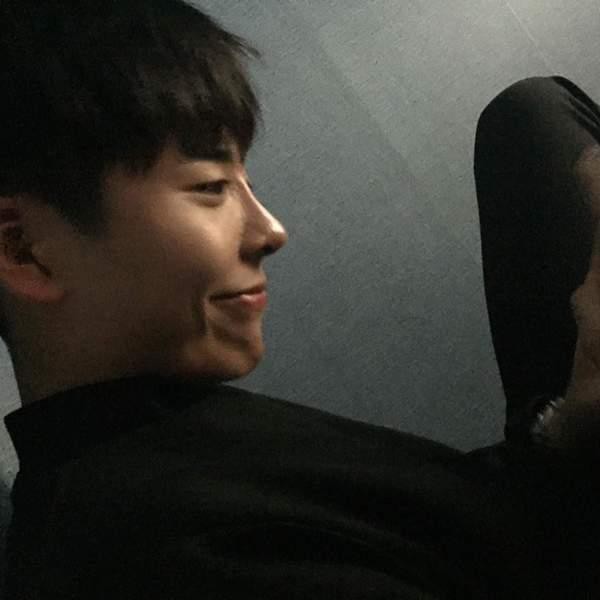 1230EE9C5A834CD60B3A63FF21C51455271740DE_size25_w600_h600