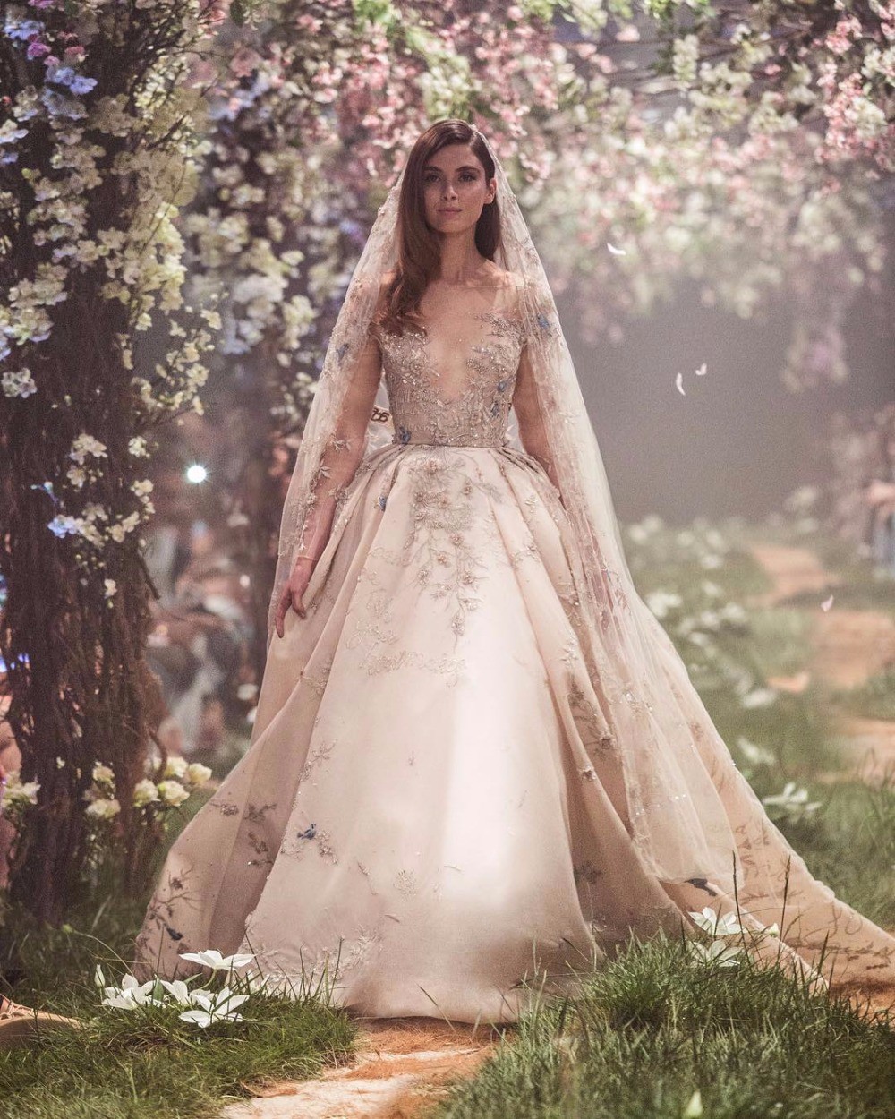 645347_new-disney-wedding-dresses-by-paolo
