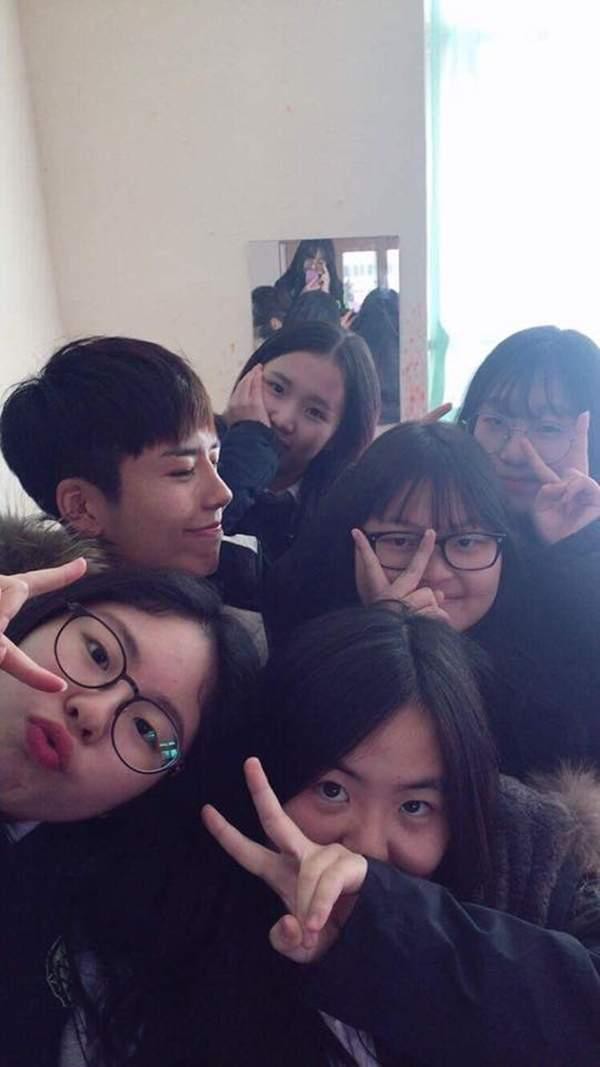 81B0178C9BFA4ABB444CA91C5F9E5826105623CA_size43_w600_h1067