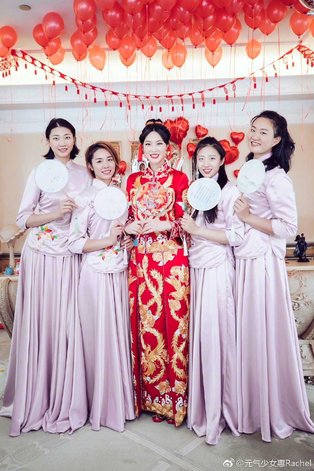 7066fb00gy1fquoz4pi1rj21111jk1ky