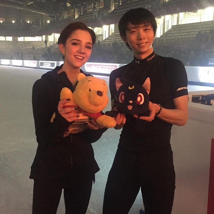 9c93de291bd77269b63bf931e64763aa--hanyu-yuzuru-ice-skaters