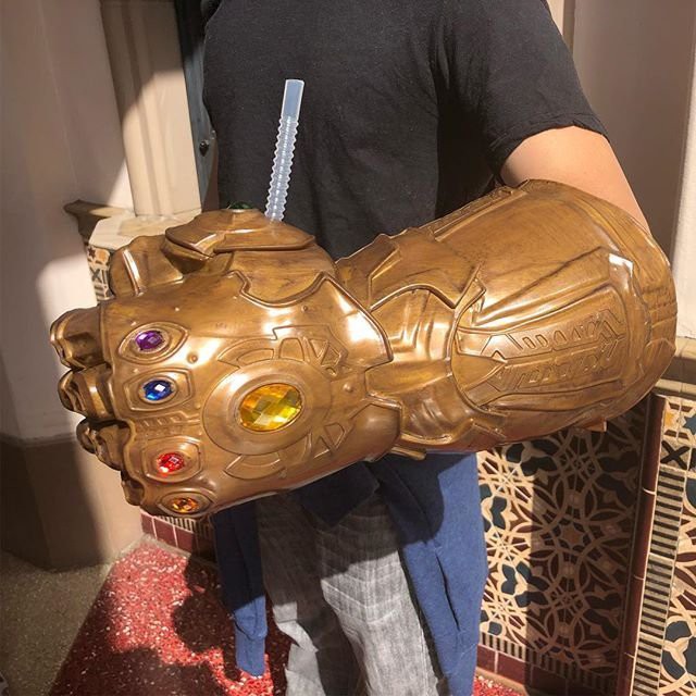 Disneyland-Thanos-Infinity-Gauntlet-Sipper-Cup