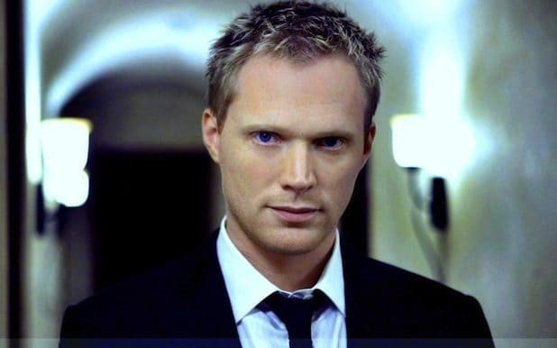 bettany-the-vision-joins-twitter-paul-bettany-kicks-off-new-account-with-fellow-avengers