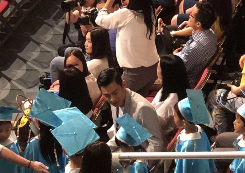 0075cQ97gy1fs1u45qwb2j31400u0thz_img_885_590