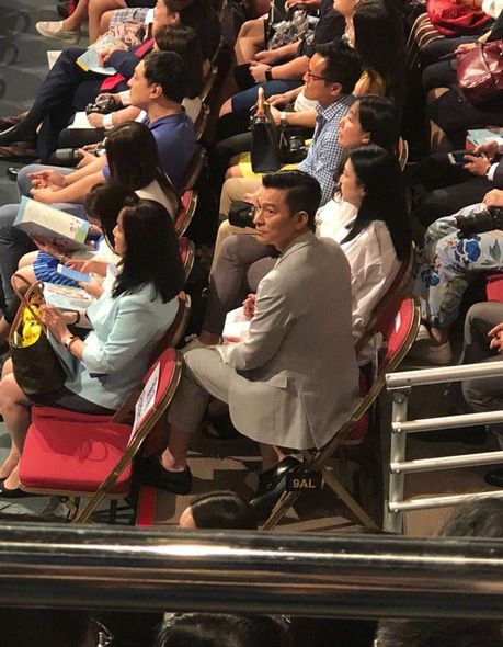 61e7f4aaly1fs1rt5vucfj20u0140q8k_img_885_590