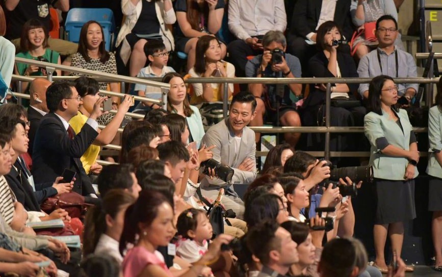 61e7f4aaly1fs1rt67gskj21900u0afg_img_885_590