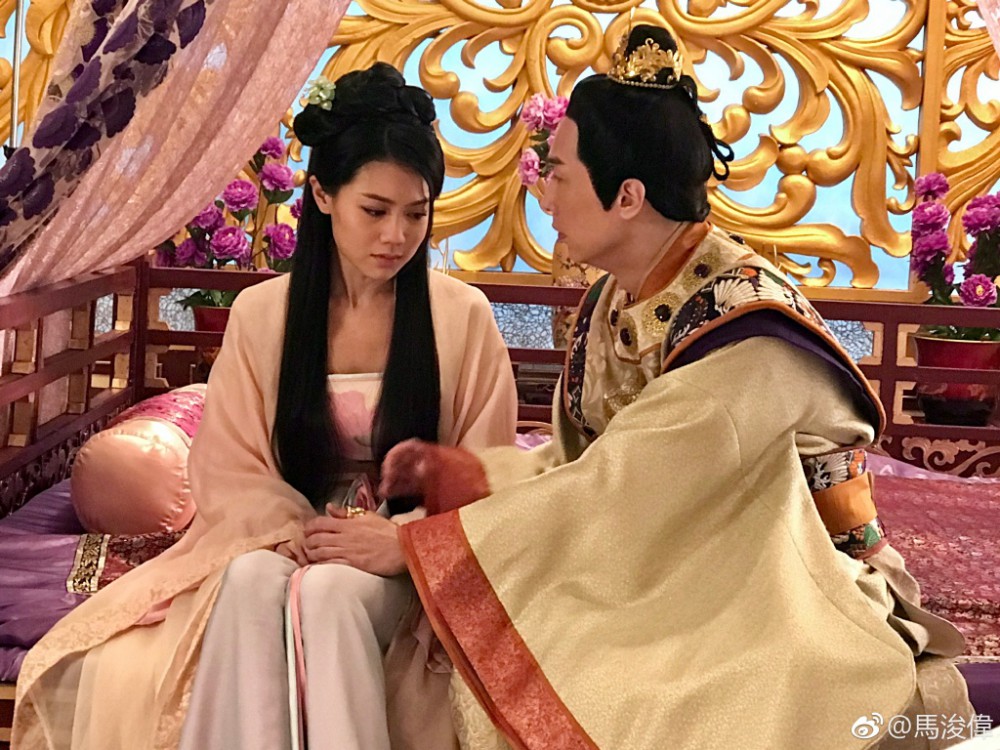 66c89df9gy1frcc25mi6zj23402c0hdu