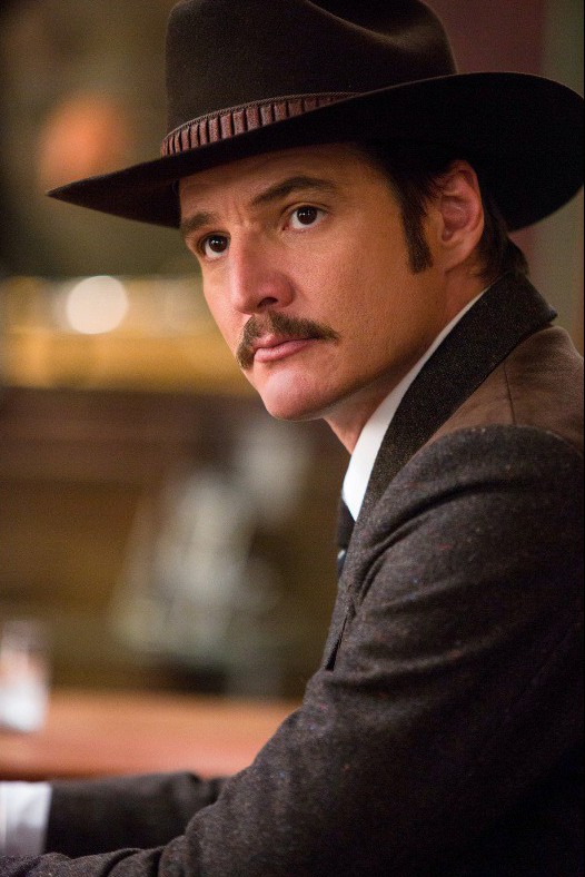 Pedro-pascal-in-KINGSMAN-THE-GOLDEN-CIRCLE_