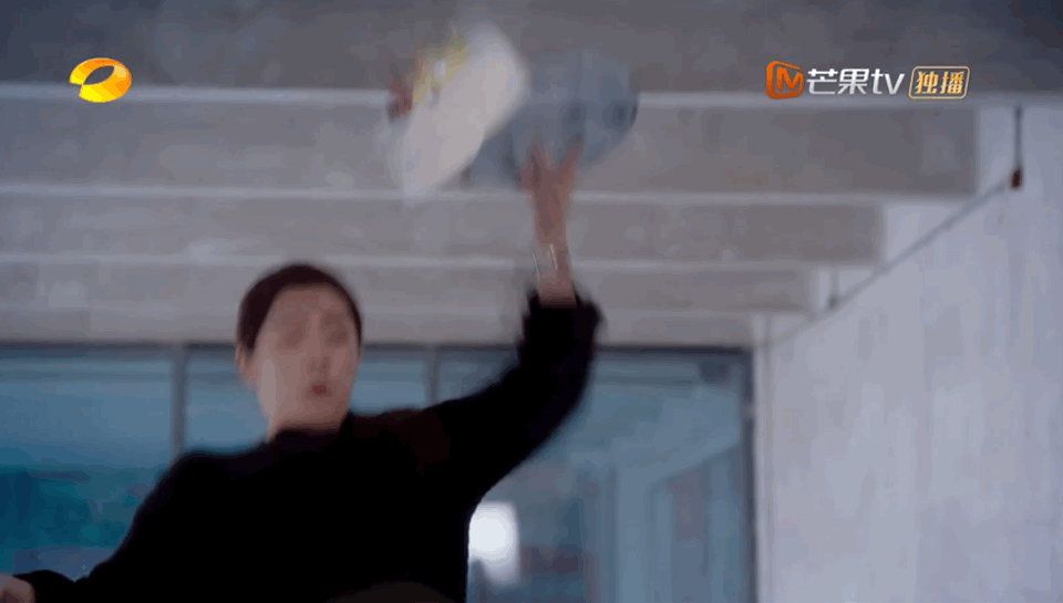 005BrJX4ly1ft4flr1ascg30qo0f57wn