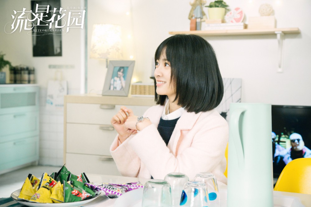 006KIJxCgy1ft3sct304lj31kw11xu1b