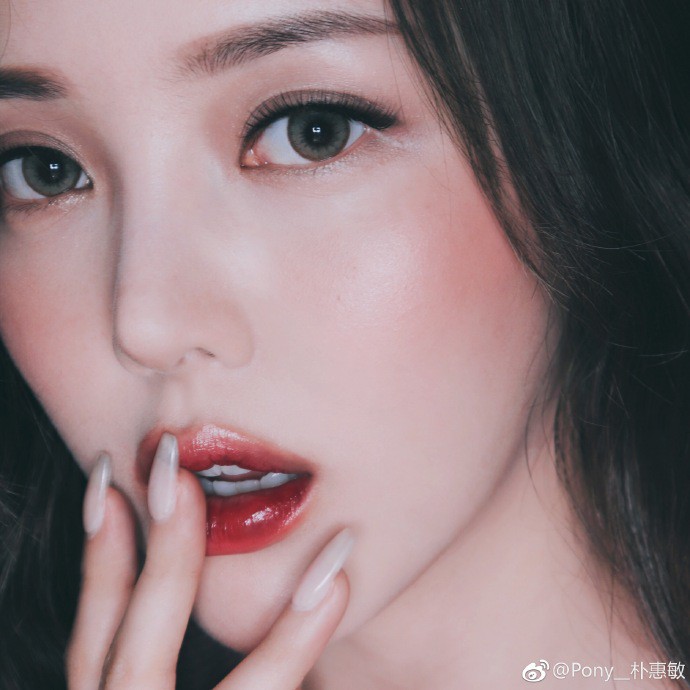 006q8szCgy1fsgiil628nj32io2in1kx