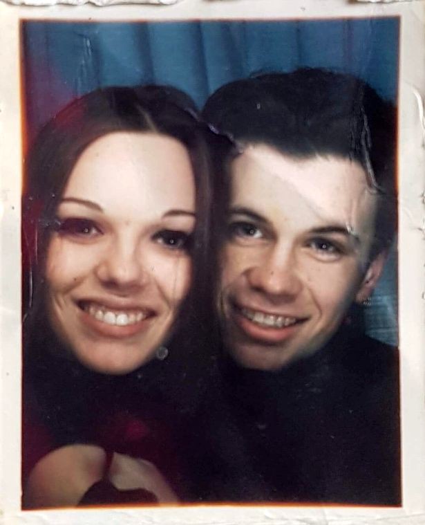 0_SWNS_REUNITED_WEDDING_01