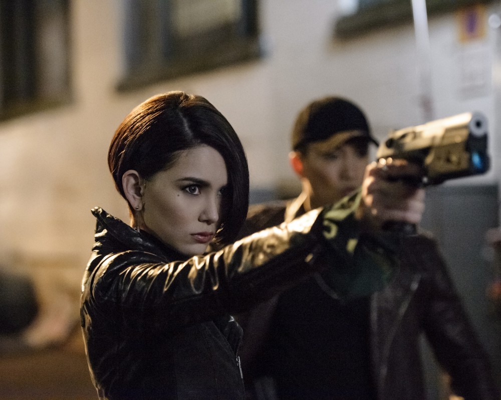 5731_D048_00067R_CROP