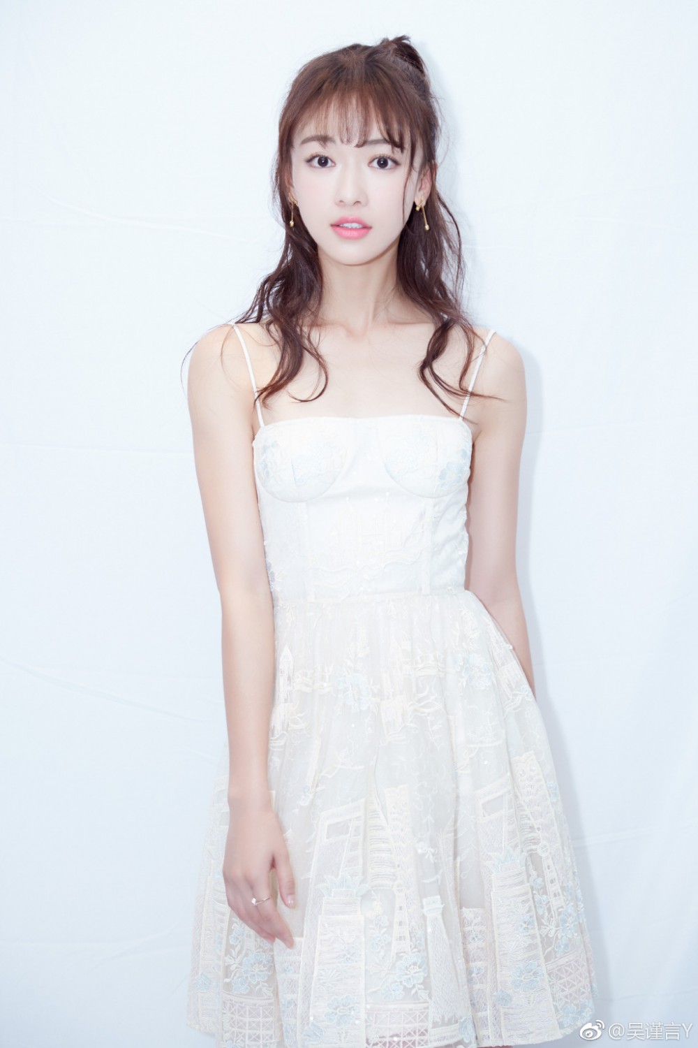 4c35efacly1ftbzs28ndkj21jk2bck9s