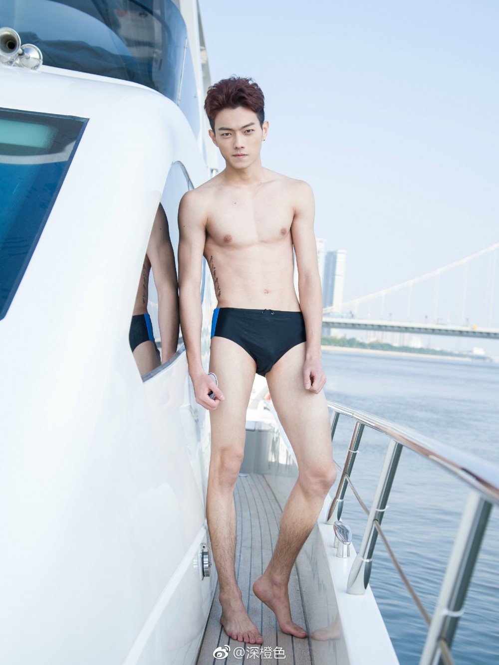 71956695ly1fu5lyyi7pcj21hz1zz4qq