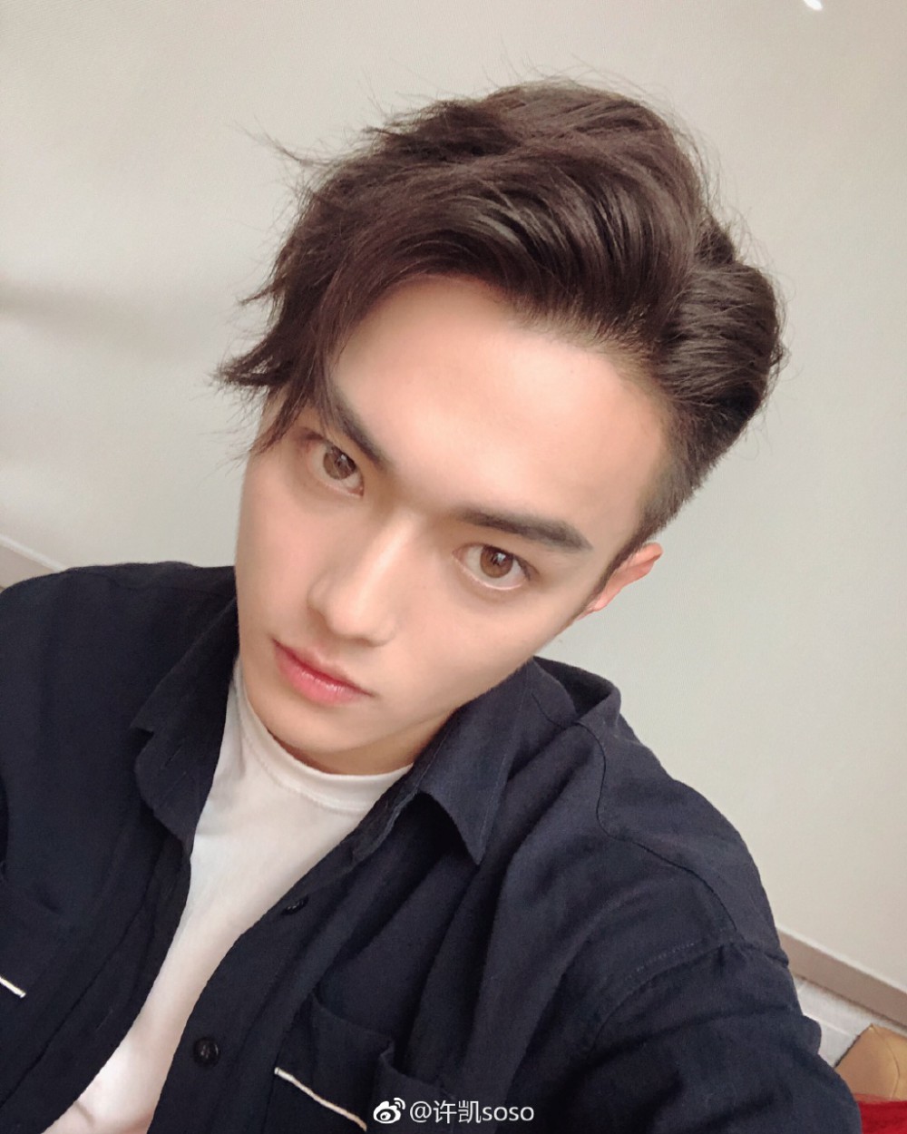 aec223b9gy1fu2iiuym4kj21sg28k1kx