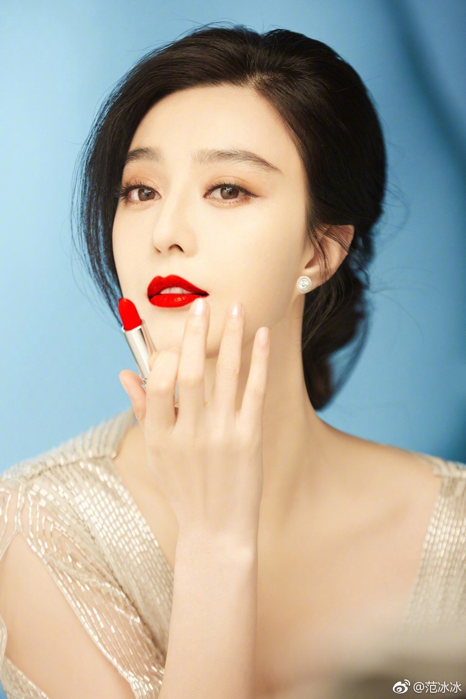 eb8fce65ly1fmai7r42hsj20qn140wkh