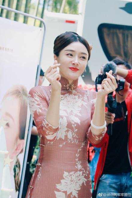 006qbiB6gy1fv4nl8mbq7j32kw3vc4qp