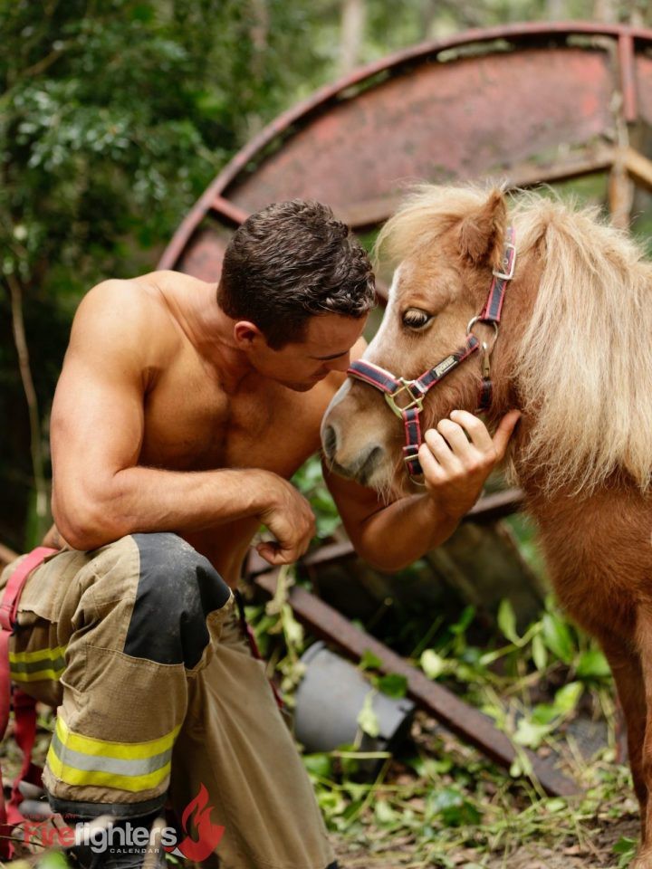 2019-Hot-Firefighters-www.australianfirefighterscalendar.com2028-720x960