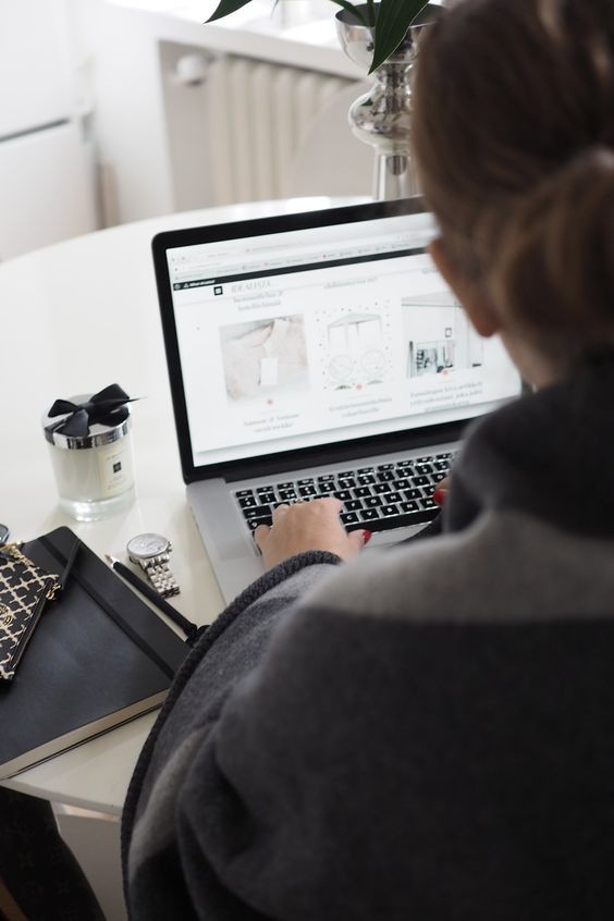 581b2a20e81036d77da5b3efec9f31af