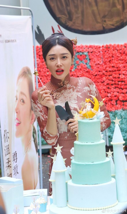 8f5517f8ly1fv4864h4p1j22a93udu0z