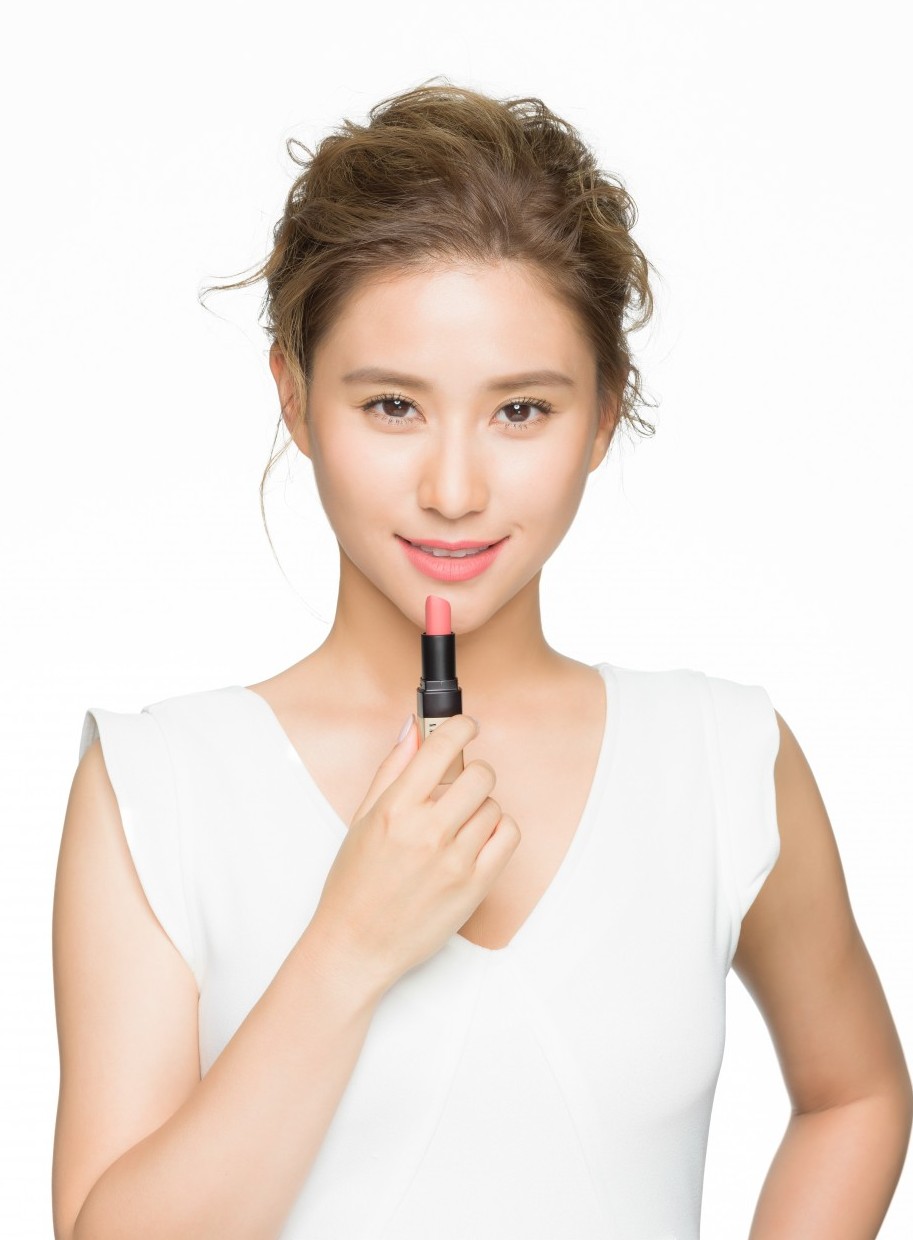 Bobbi Brown
