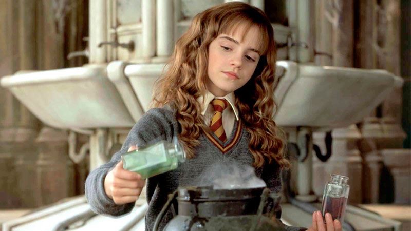 warnerbros-harrypotter-hermione-emmawatson