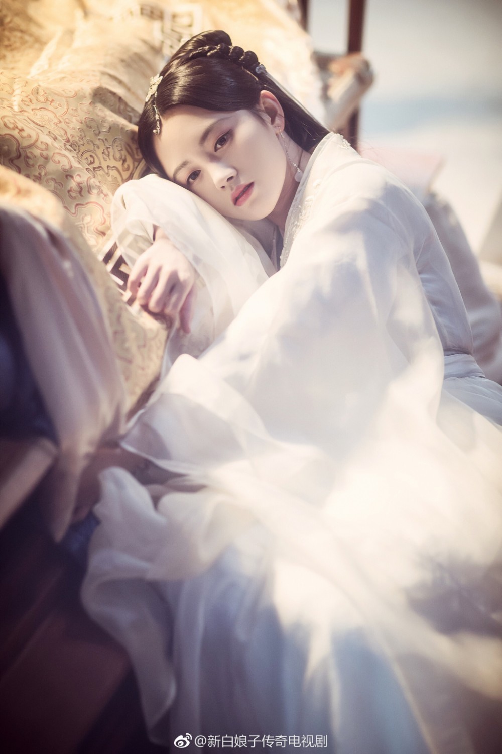 006ishAZly1freeqov3kyj31of2io1l3