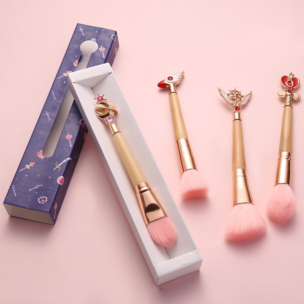 2018-Newest-Design-Sailor-Moon-Cardcaptor-Sakura-Makeup-Brushes-Bamboo-Handle-and-Metal-Brush-Head-Pink_1__82080.1535502601