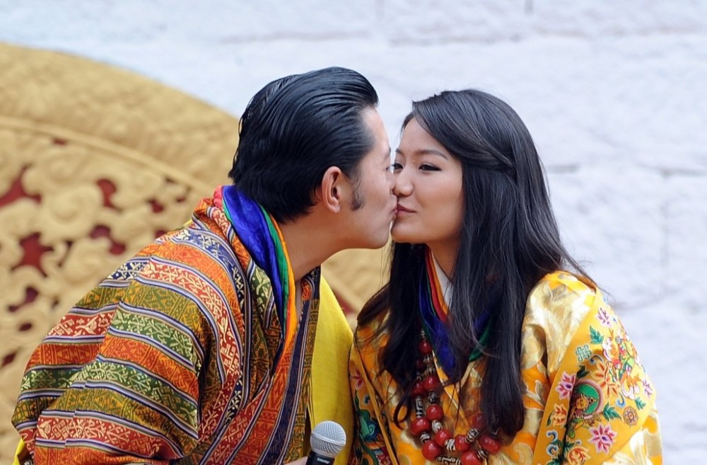 http_o.aolcdn.comhssstoragemidas77a9f2a8cd2690fa689400ffceda15fc203686649129528018