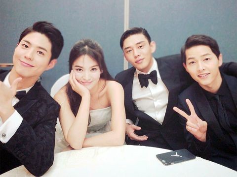 1606-park-bo-gum-song-hye-kyo-yoo-ah-in-song-joong-ki-baeksang-art-awards-1-1527487847